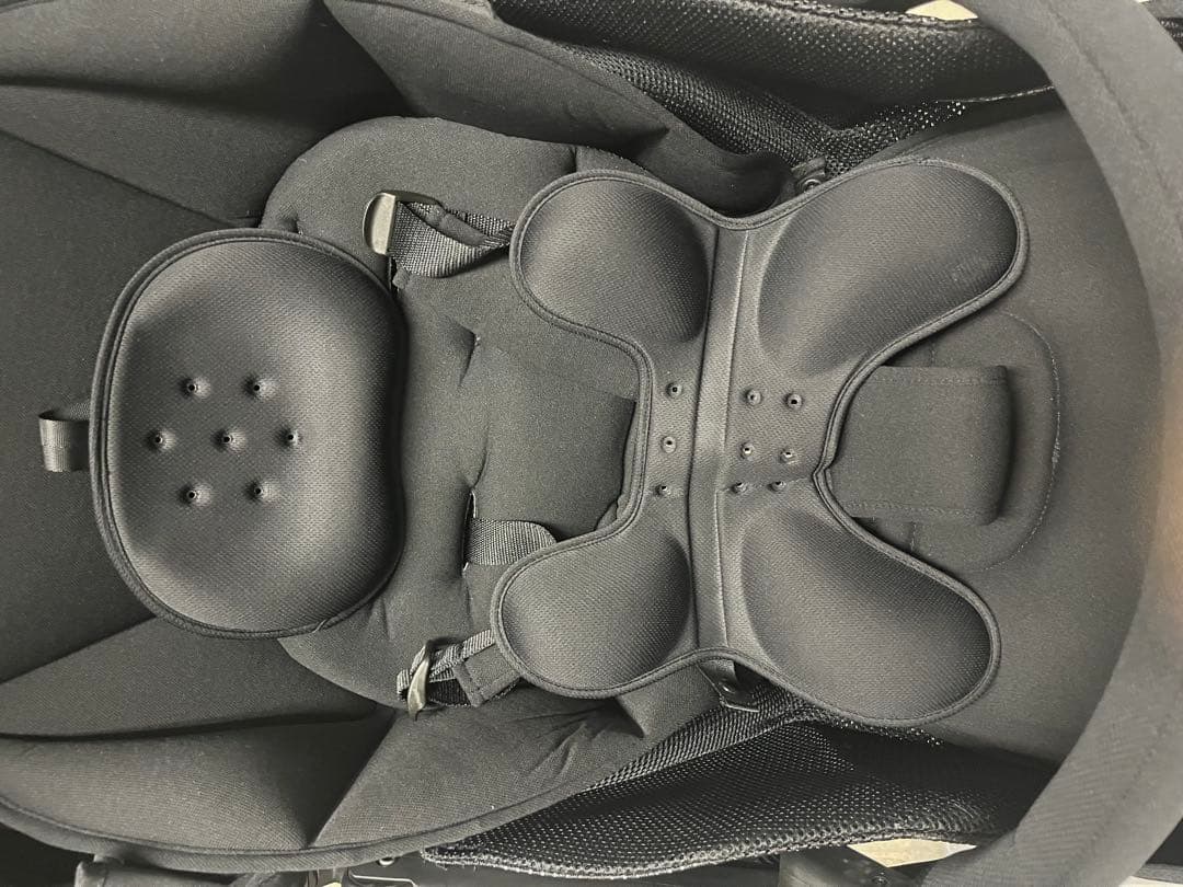 アップリカ　オプティアクッション グレイス　今年購入美品