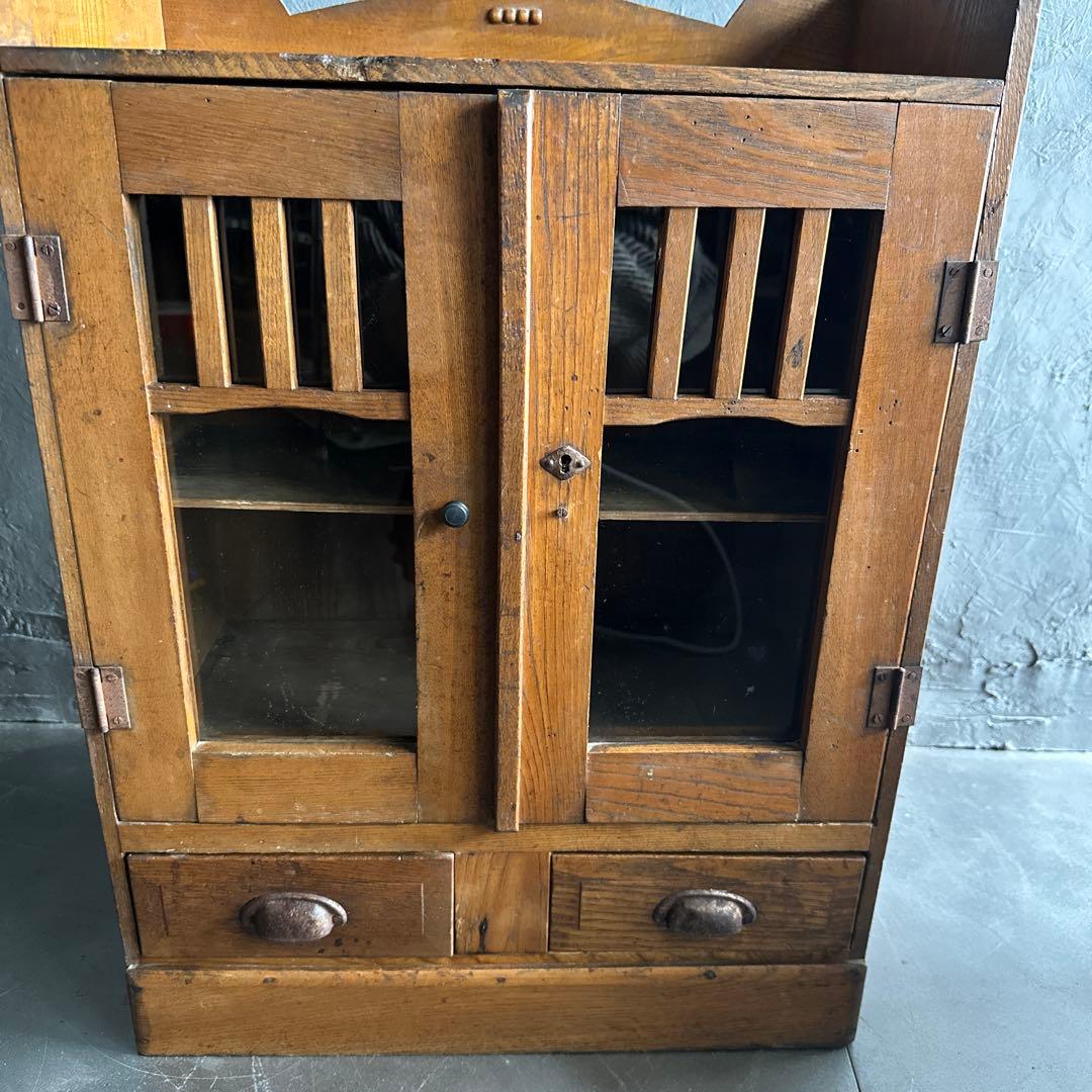 瞬間的お値下げ❗️ヴィンテージ　ミニガラス戸棚　食器棚　書棚