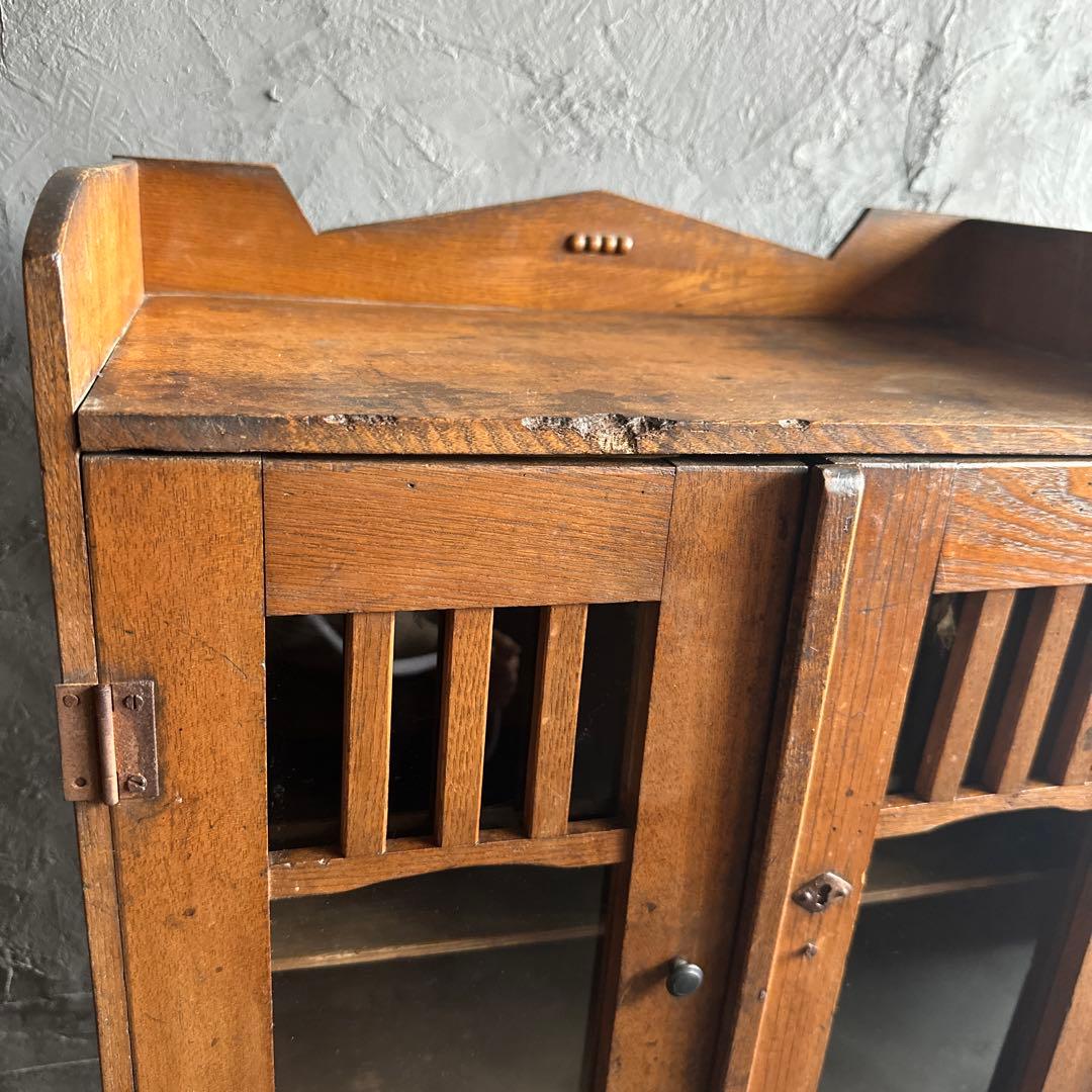 瞬間的お値下げ❗️ヴィンテージ　ミニガラス戸棚　食器棚　書棚