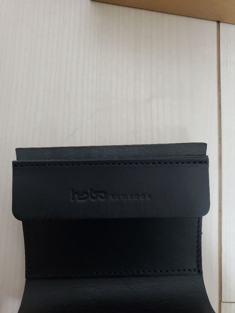 hobo 財布　レザー　ブラック