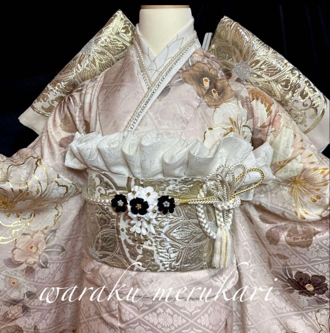 ◆豪華正絹振袖　くすみピンク、金駒刺繍、金彩加工