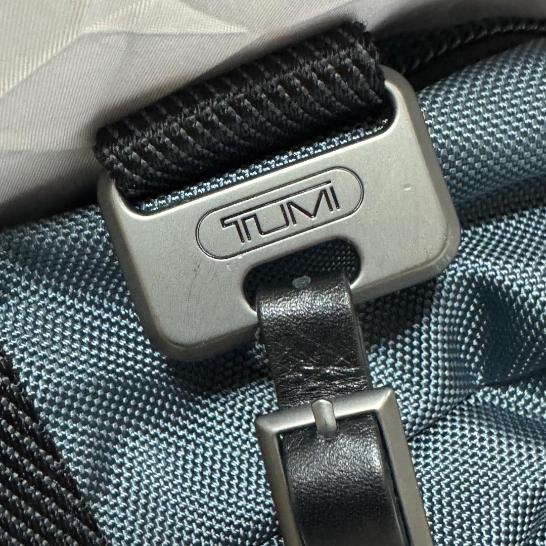 【極美品】 TUMI ボディバッグ ブラック/ブルー