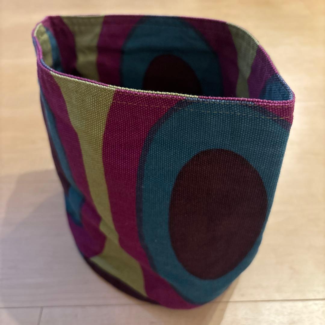 レア！　マリメッコ　メローニ　小物入れ