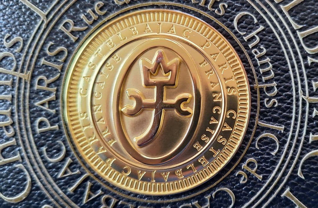 カステルバジャック 長財布 ラウンドファスナー 黒 金