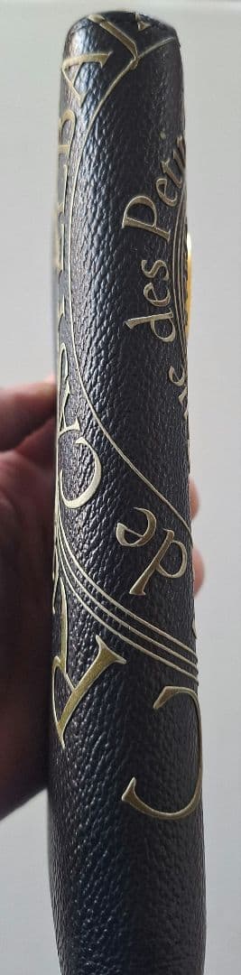 カステルバジャック 長財布 ラウンドファスナー 黒 金