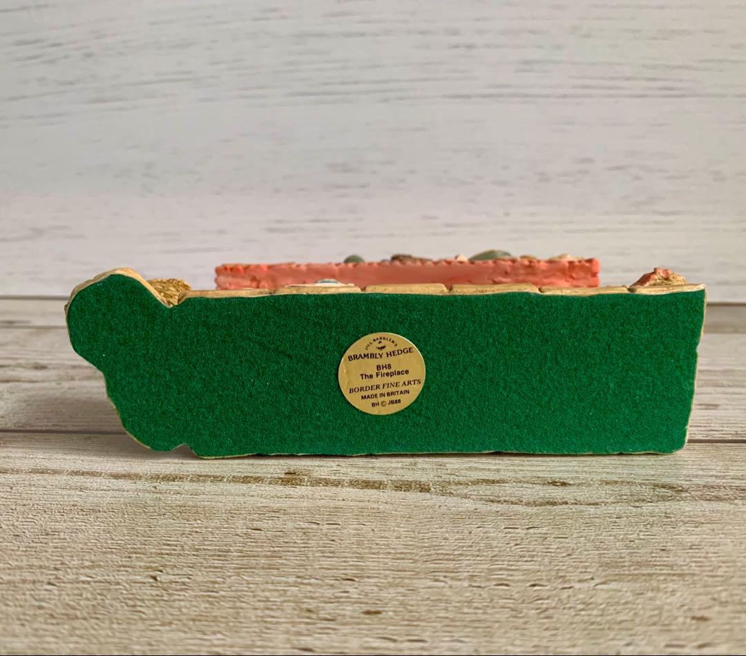 ブランブリーヘッジ 暖炉 フィギュア 置物 ボーダーファインアーツ