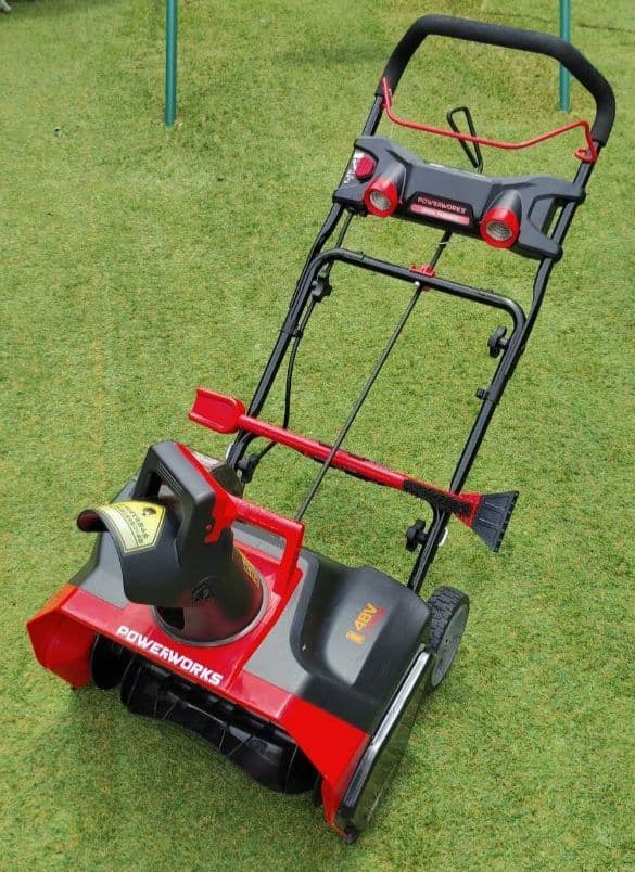 ハイガー除雪機　充電式 48V POWERWORKS SNE402