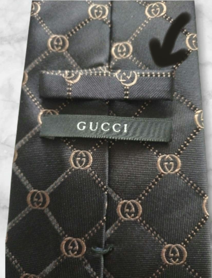 【美品】Gucci ブラック ネクタイ ロゴパターン
