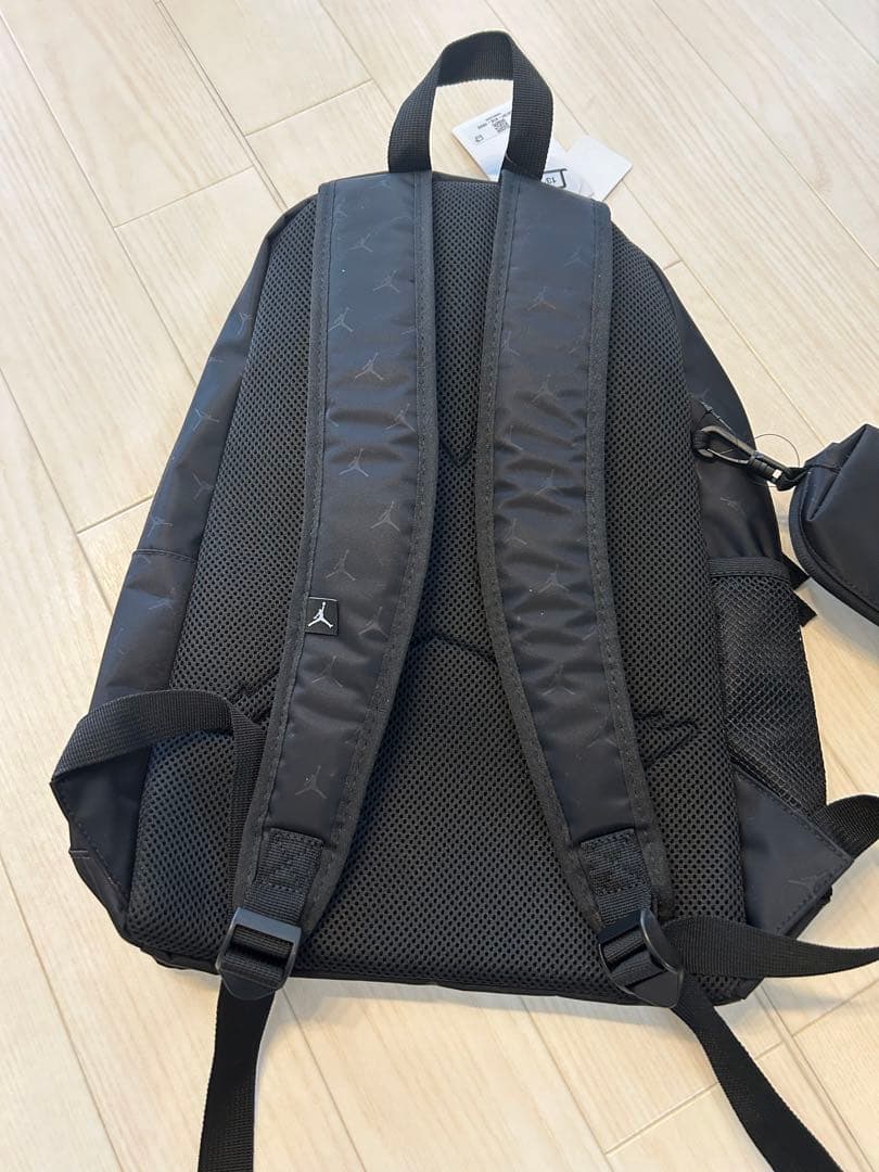 【新品】ジョーダン ジャンプマン バックパック ペンケース付き (17L)