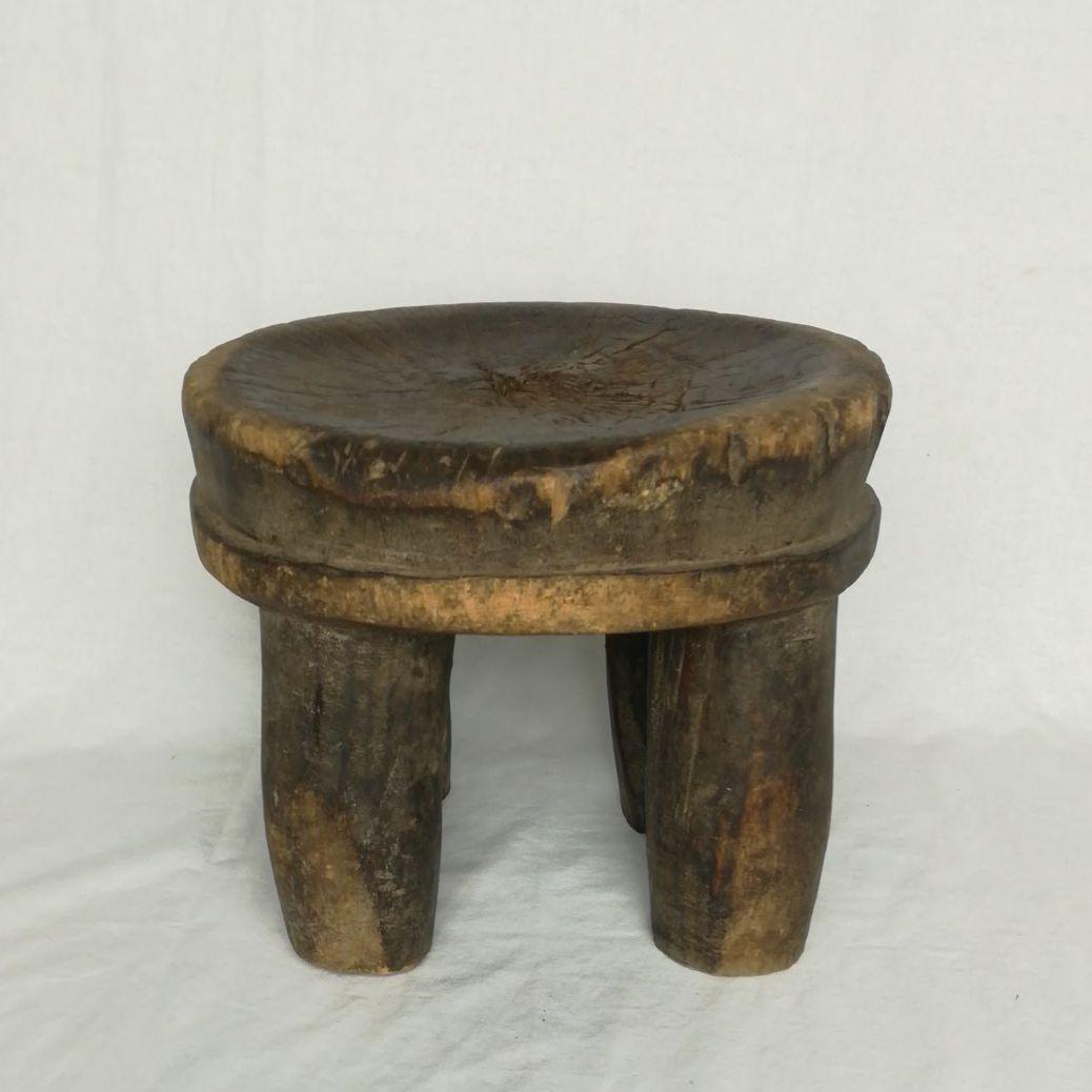 アフリカの椅子　時代物　民族　木彫　木製台