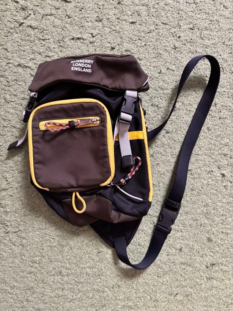 バーバリー　ボディーバッグ