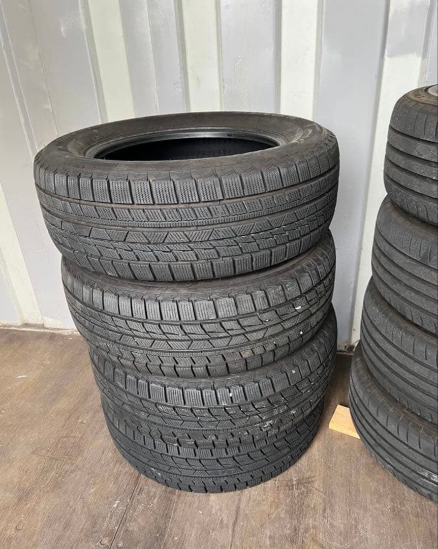 215/60/r16スタッドレスタイヤ4本セット