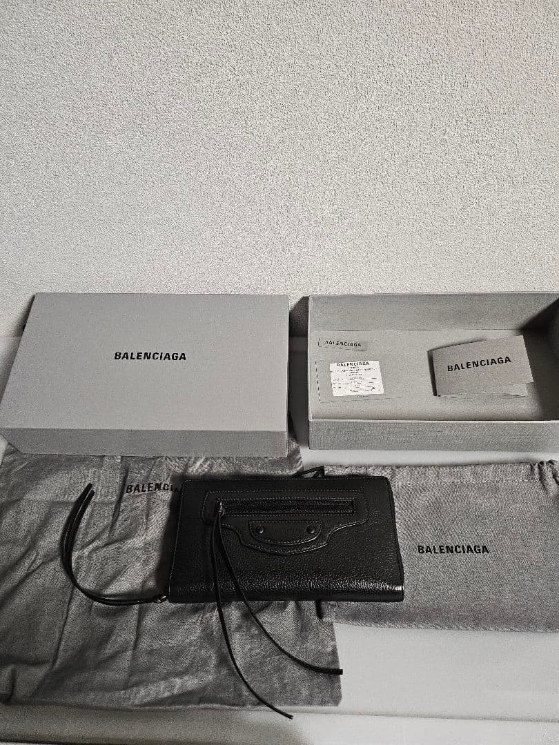 美品 バレンシアガ ネオ クラシック 長財布 コンチネンタルウォレット