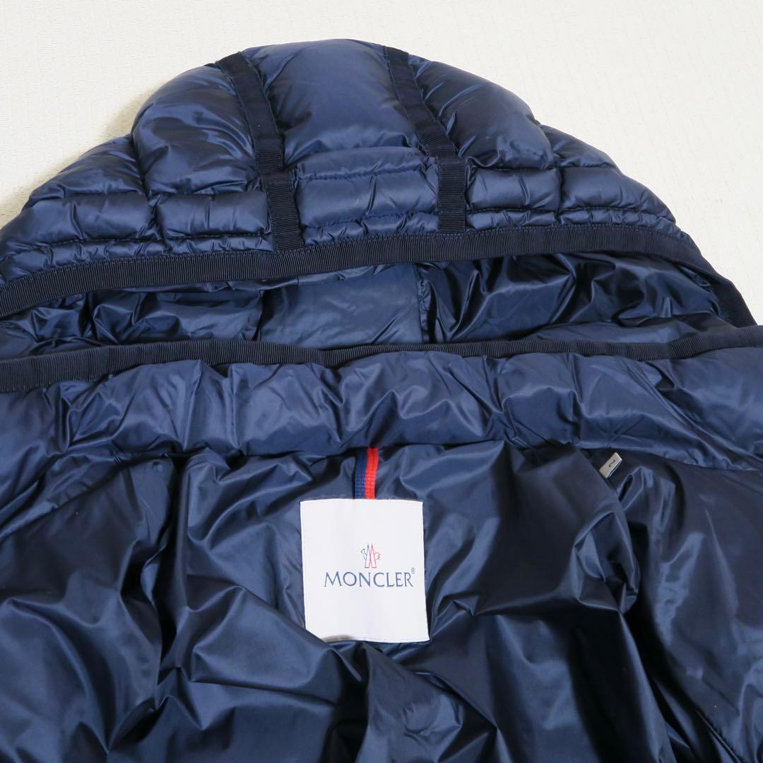 百貨店購入　美品　モンクレール　エルミンヌ　サイズ2 ネイビー