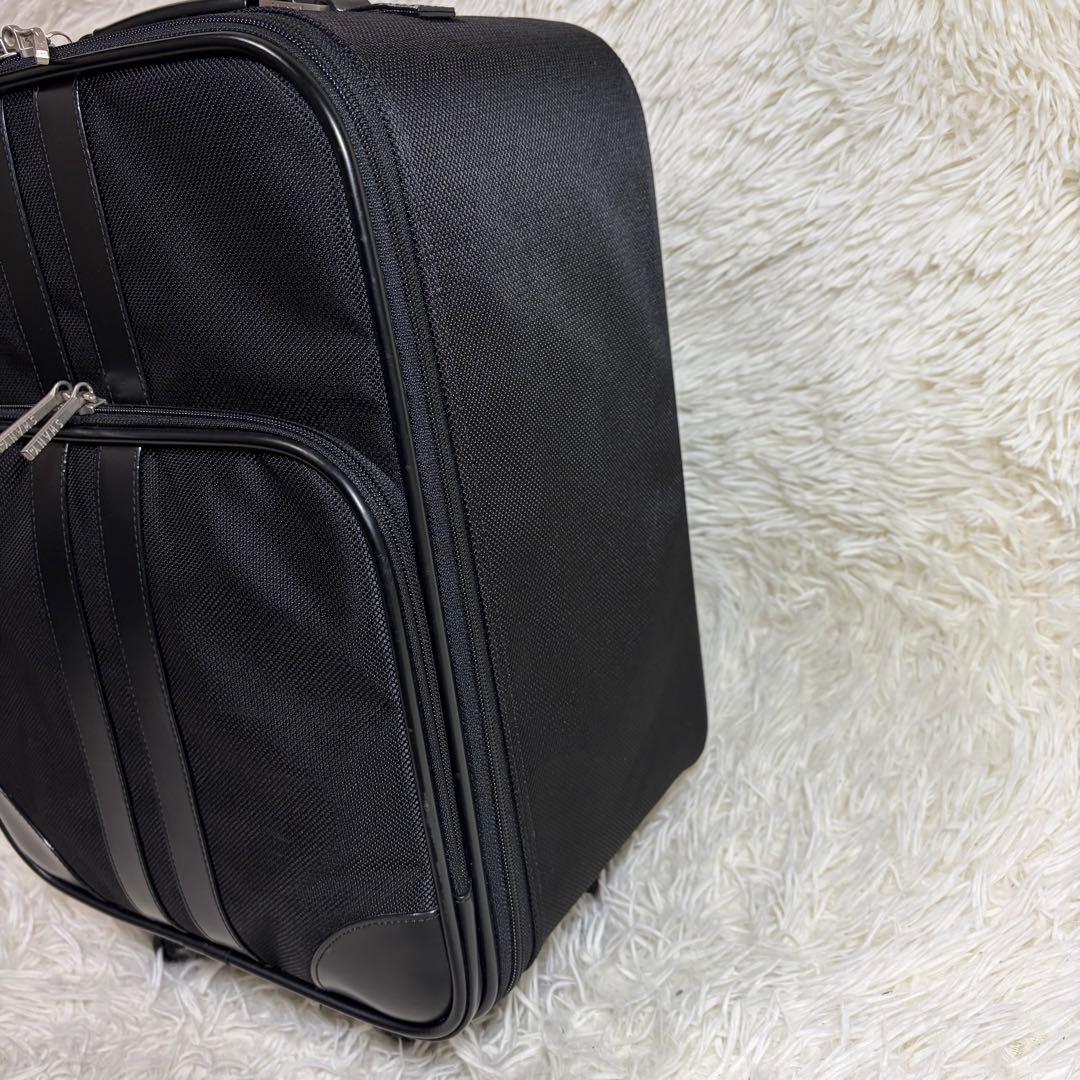 ✨極美品　SWANY スワニー 4輪 スーツケース キャリーケース 機内持ち込み