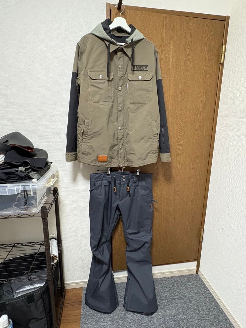 AA HARD WEAR スノーボードウェア Mサイズ