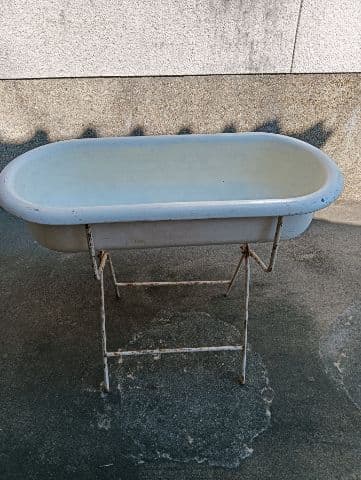 アンティーク ベビーバス 手渡しなら38000円で 奈良県より