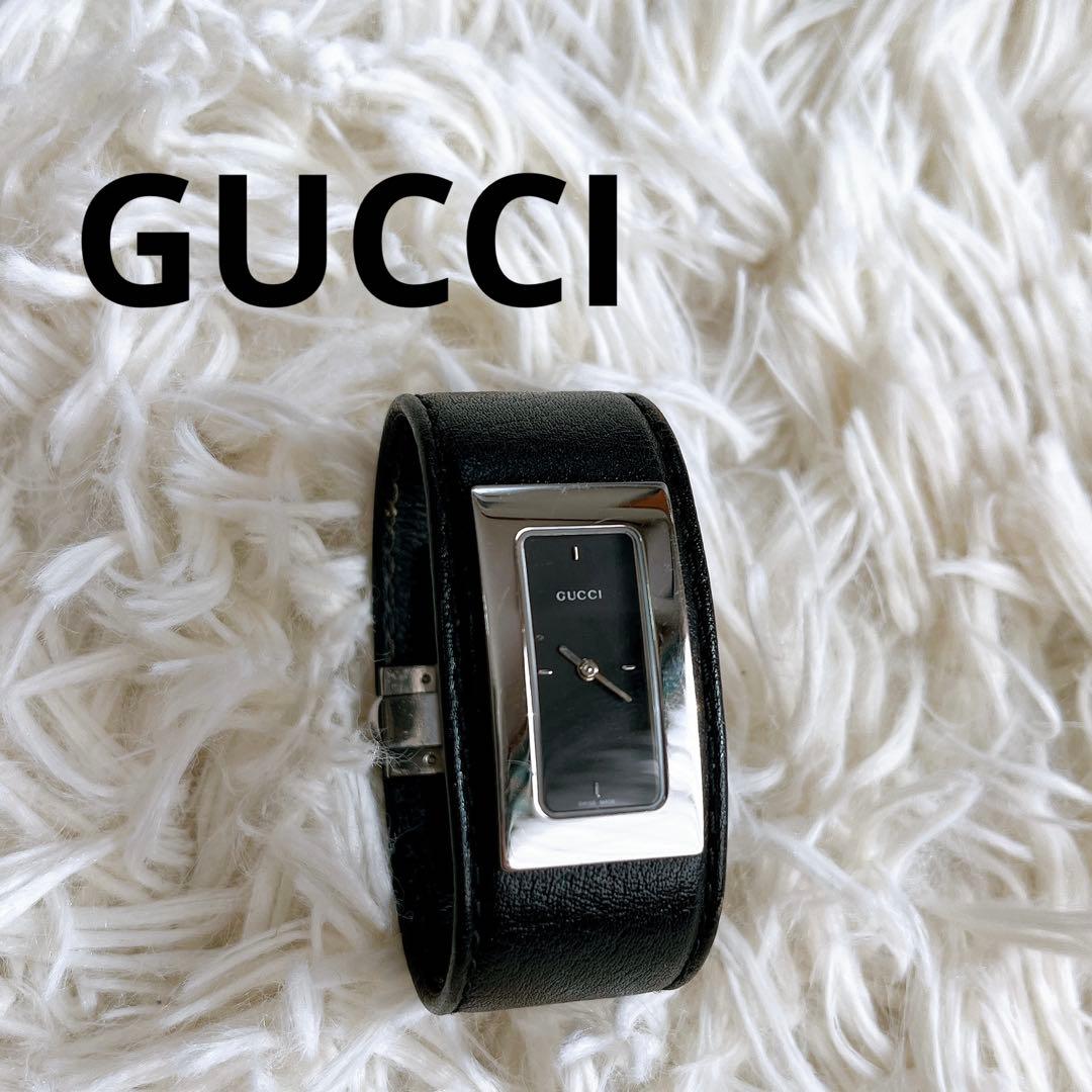 稼働品✨GUCCI グッチ レザーバングルウォッチ 腕時計　ブラック シルバー