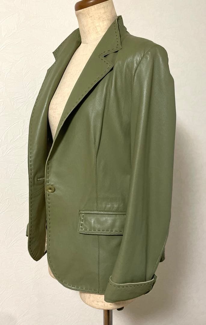 【BALMAIN】グリーンラムレザージャケット