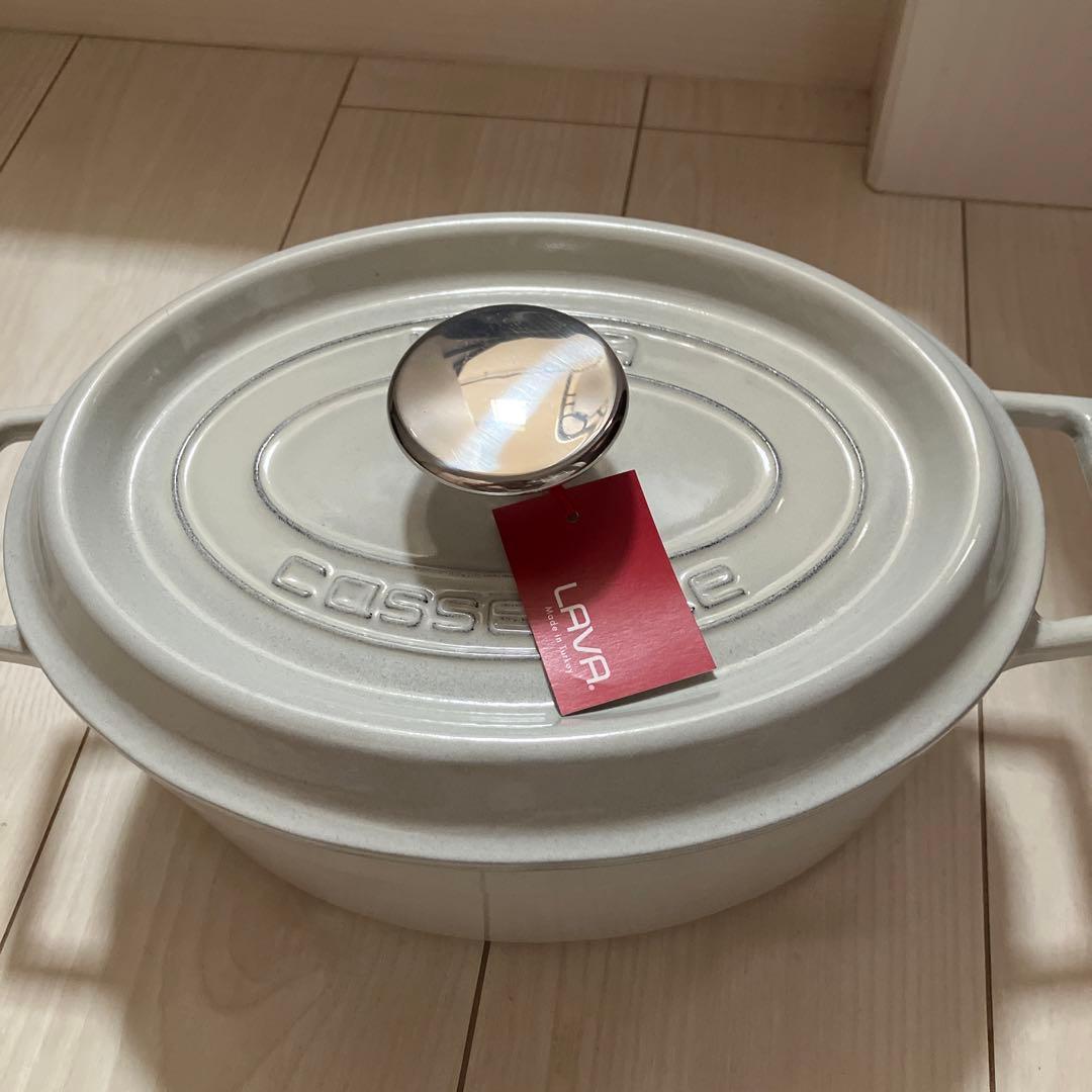 オーバルキャセロールマジョリカホワイト新品