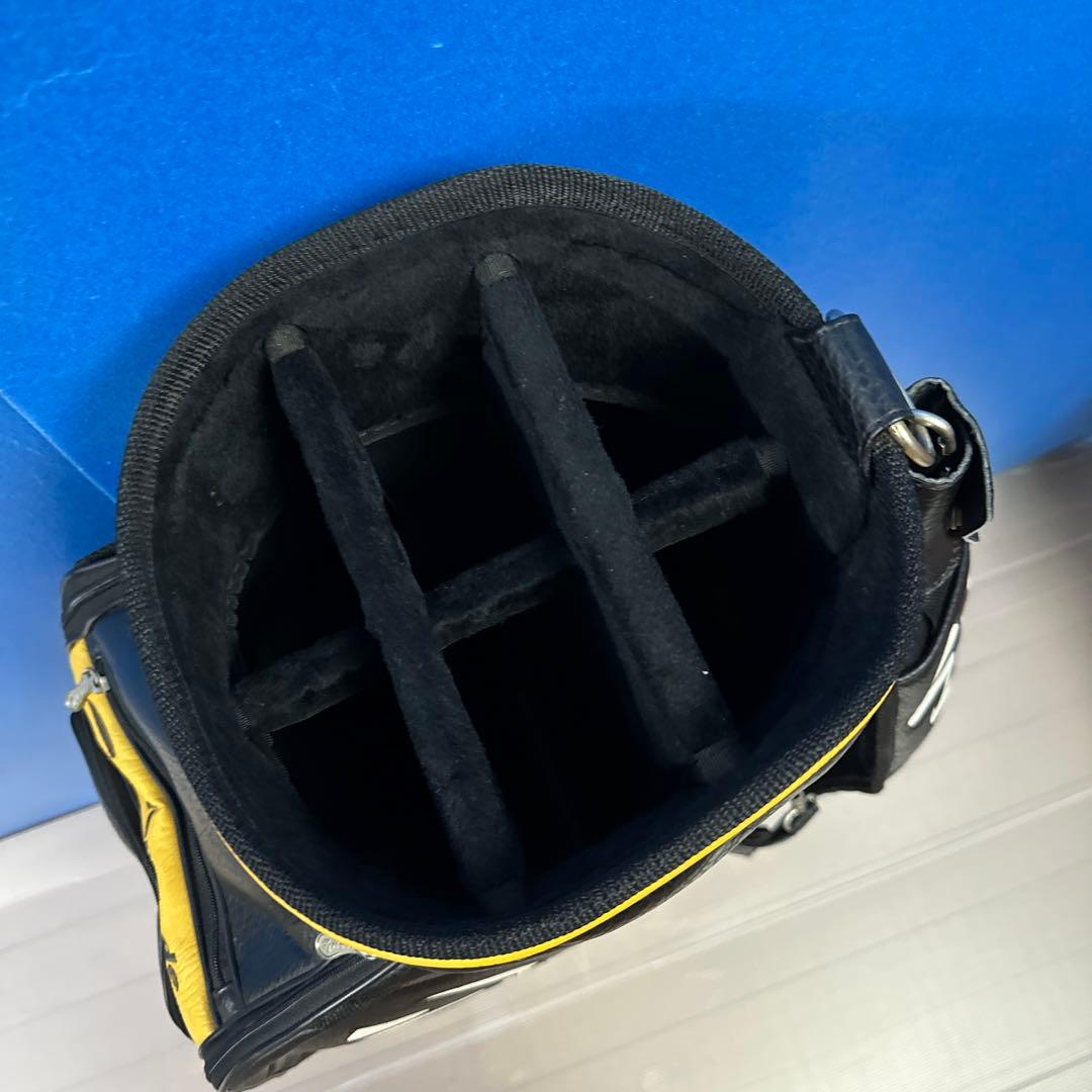 TaylorMade R5SERIESキャディーバッグ