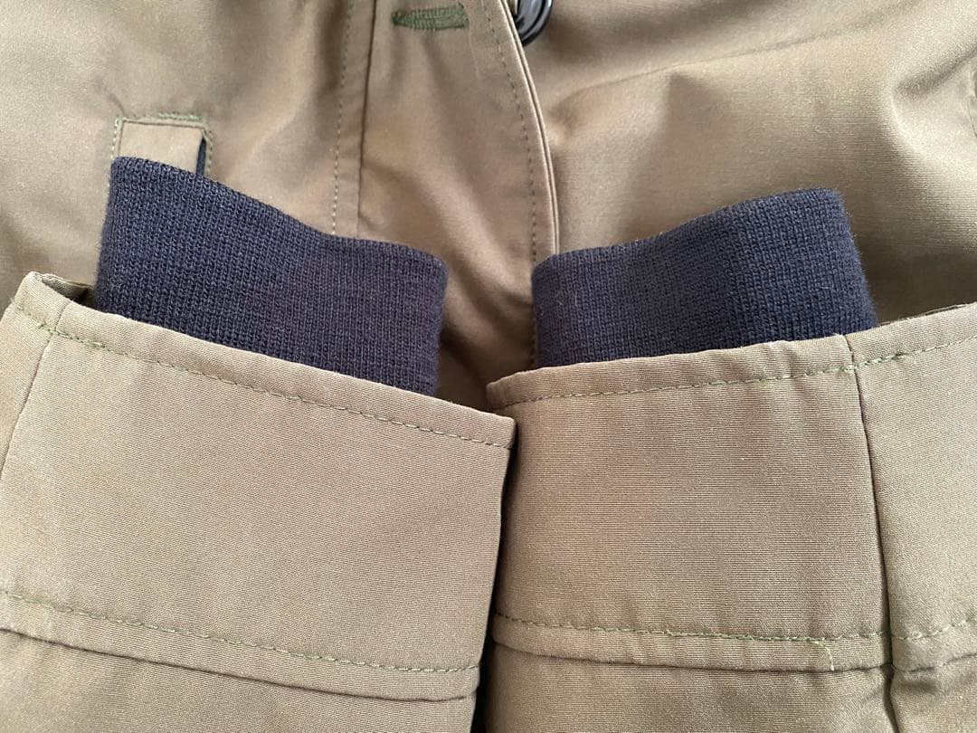 【美品】カナダグース ファー付きダウン Sサイズ