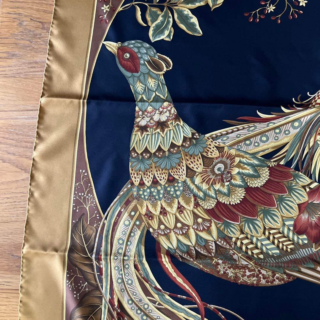 Salvatore Ferragamo 孔雀デザイン スカーフ