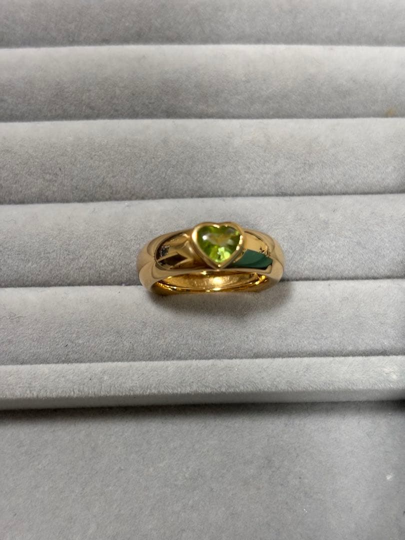 Tiffany & Co. フレンドジップ　ペリドットリング