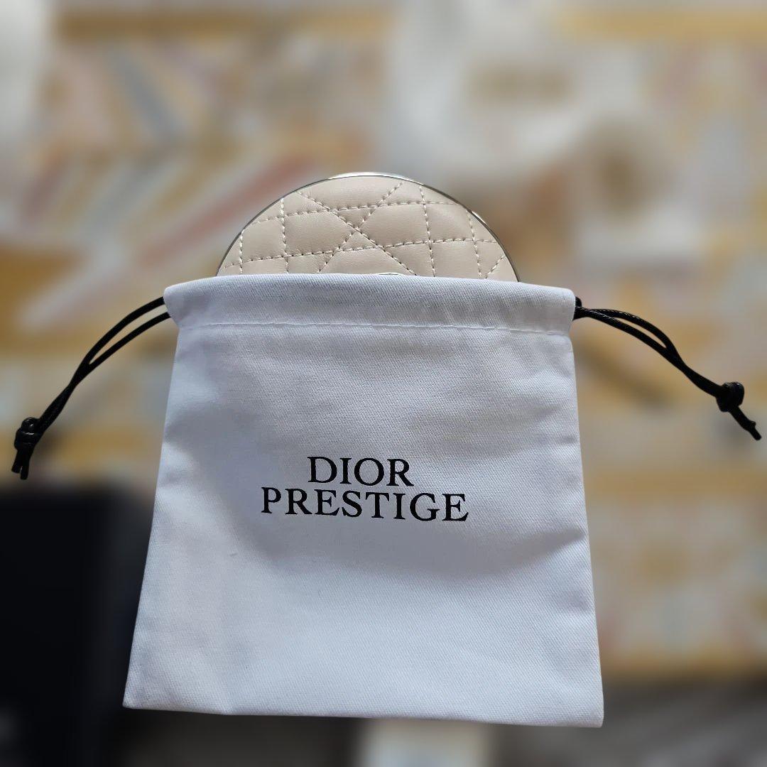 ディオールスキン フォーエヴァー ヌード ラディアント フィルター　ルミネセント