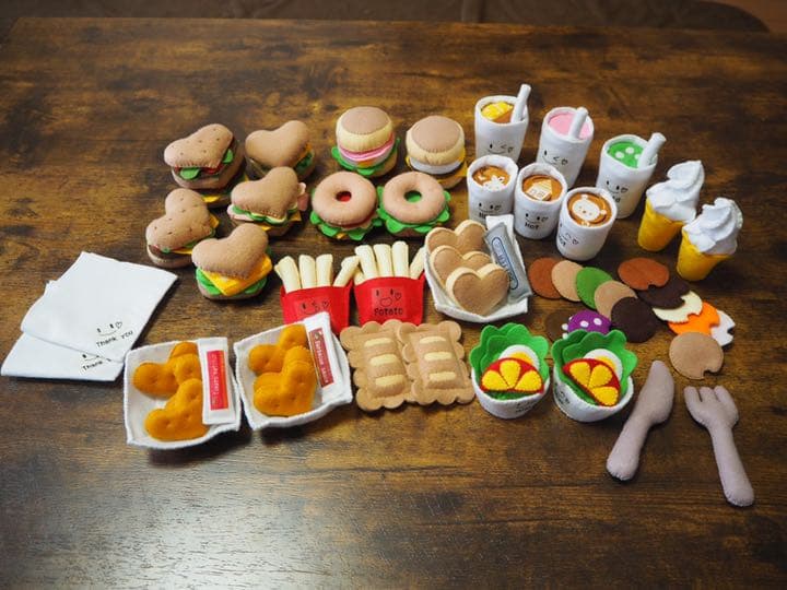 46 フェルトままごと　ハートバーガー　オーダーページ