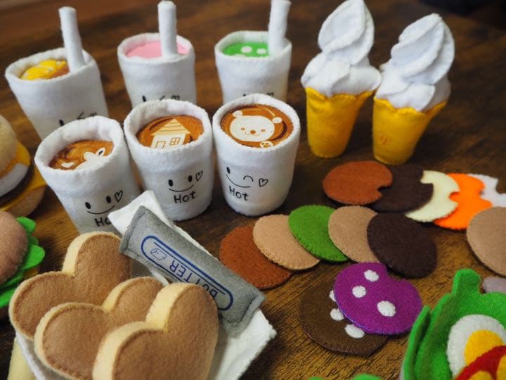 46 フェルトままごと　ハートバーガー　オーダーページ