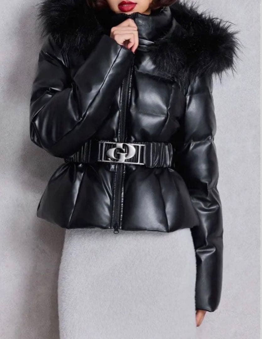 週末限定価格‼️GYDA ジェイダ ベルト付きフェイクレザーショートダウンコート