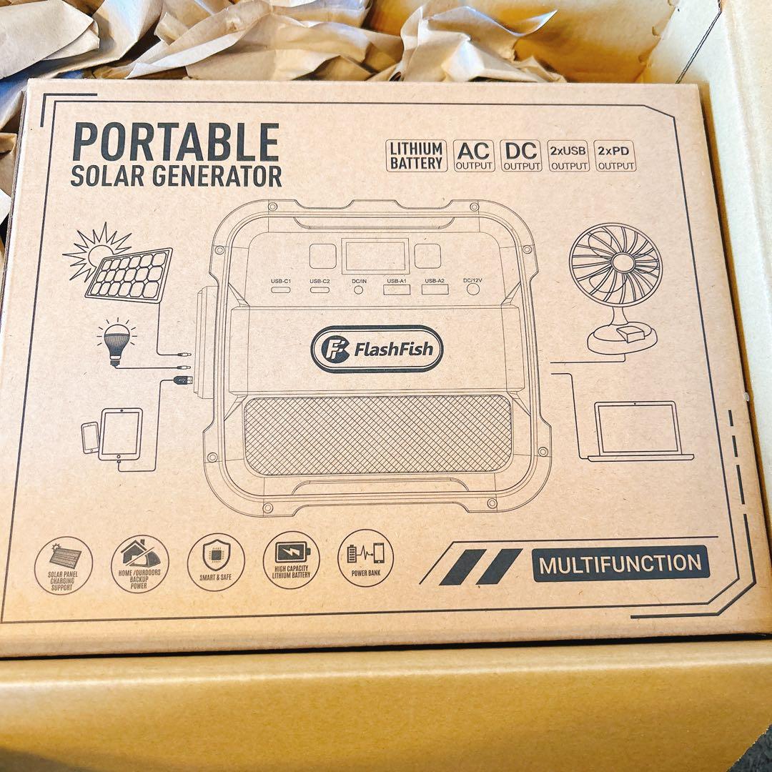 ポータブル電源　飛行機持込可　小型　軽量　USB出力 ライト FlashFish