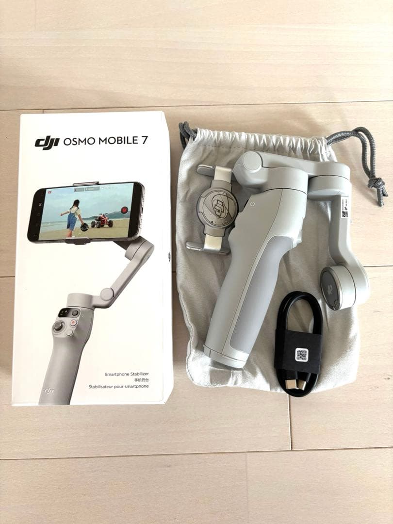 【新品未使用】DJI Osmo Mobile 7 スタビライザー