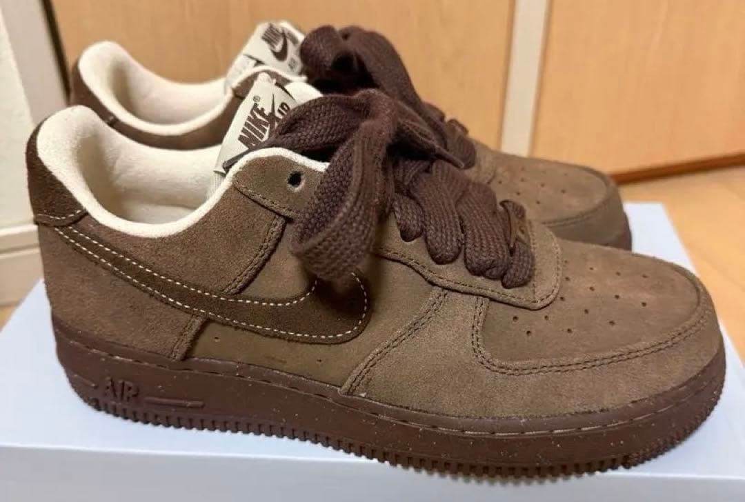 NIKE Air Force 1 ブラウン スニーカー