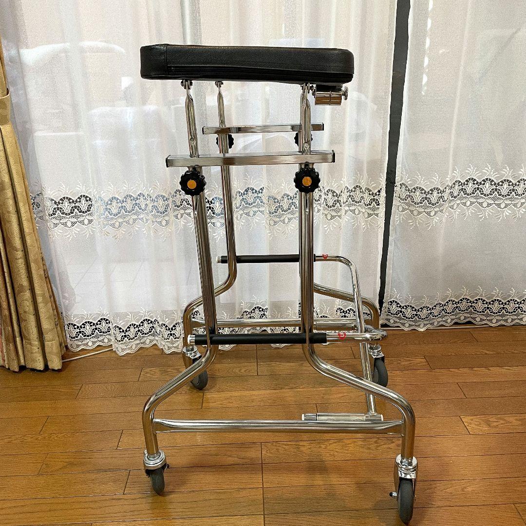 ♿ (医療介護の現場で活躍)リハビリ 高さ調節 折りたたみ 室内用 歩行器