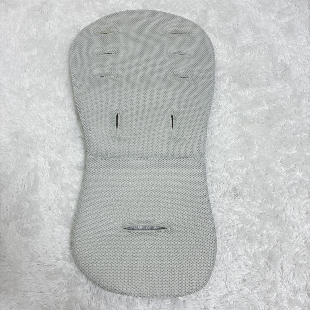 【美品】アップリカ ラクーナ ビッテ クッション 2020年製 アカチャンホンポ