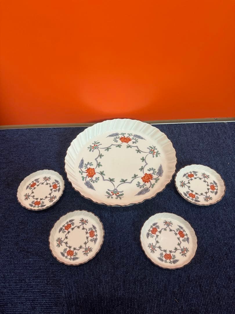 1712 其泉　皿　5客　1大4小