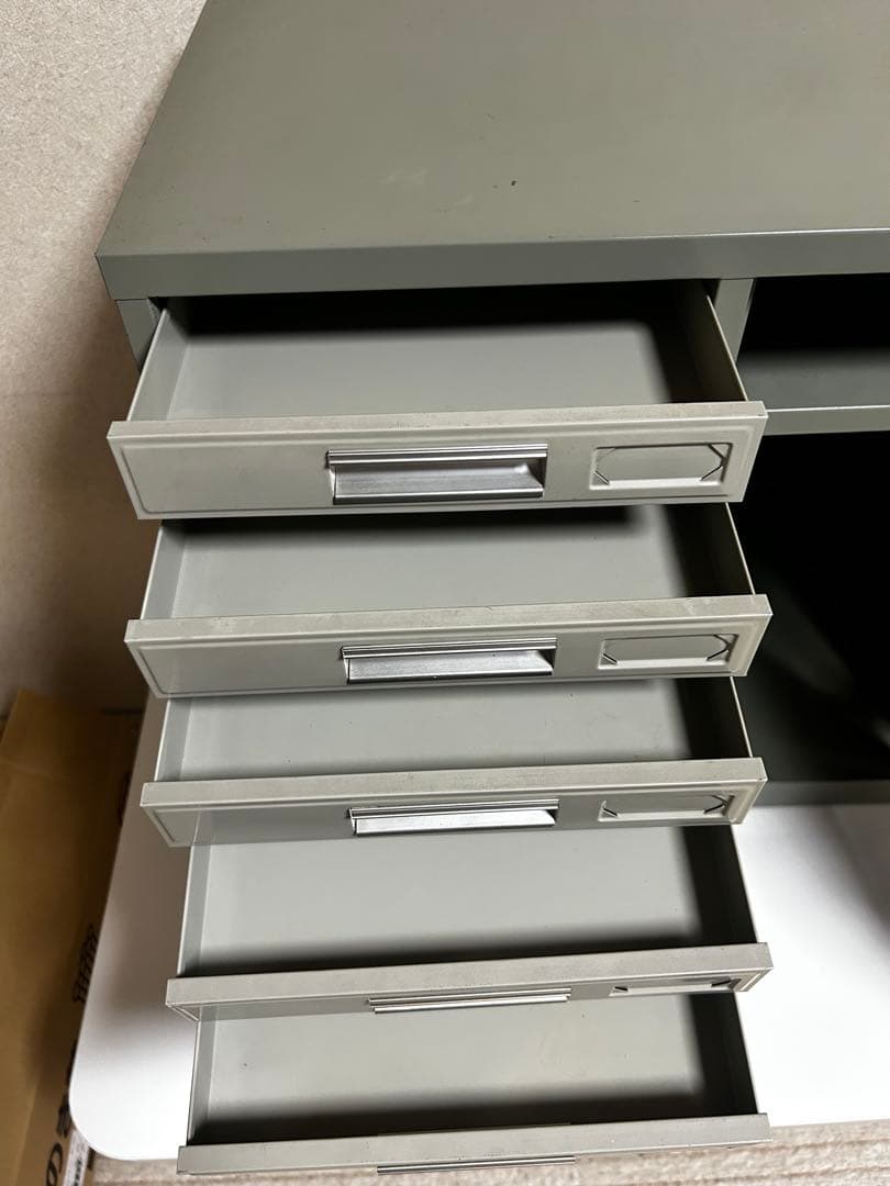 スチールレターケース　引出し10段+扉付棚　鍵無し