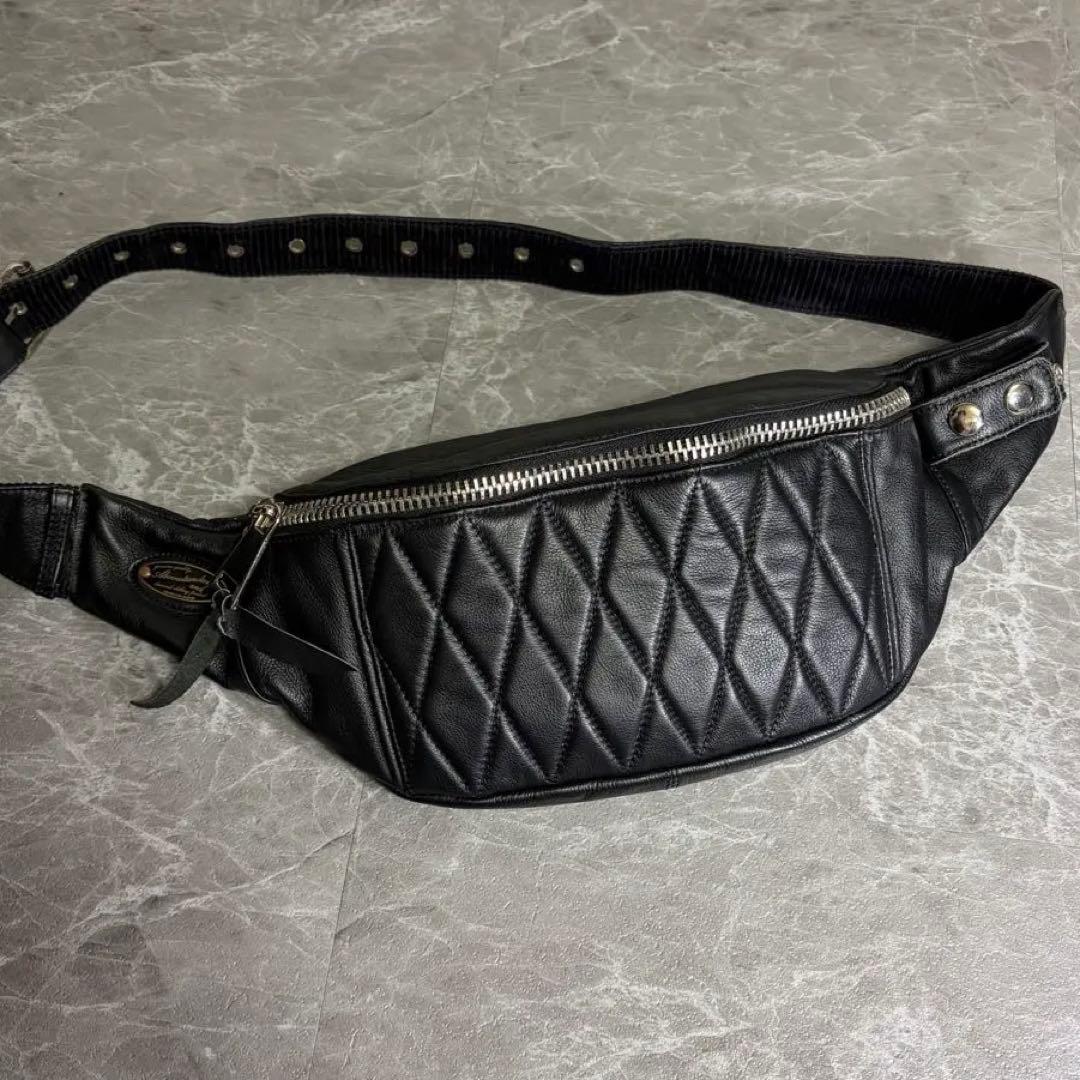 レザー　キルティング　ボディバッグ　ウエストポーチ　バイカー　ショルダー