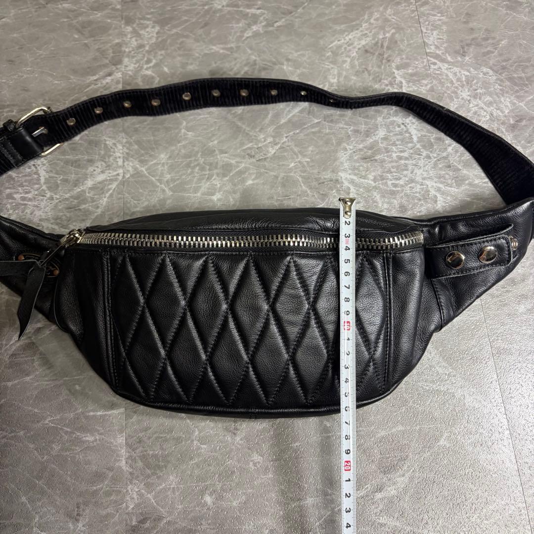 レザー　キルティング　ボディバッグ　ウエストポーチ　バイカー　ショルダー