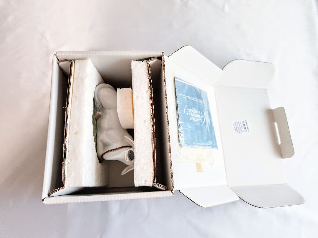 あろま　【ヘレンドインドの華ボンボニエール】＋【リヤドロ聖なる牛】