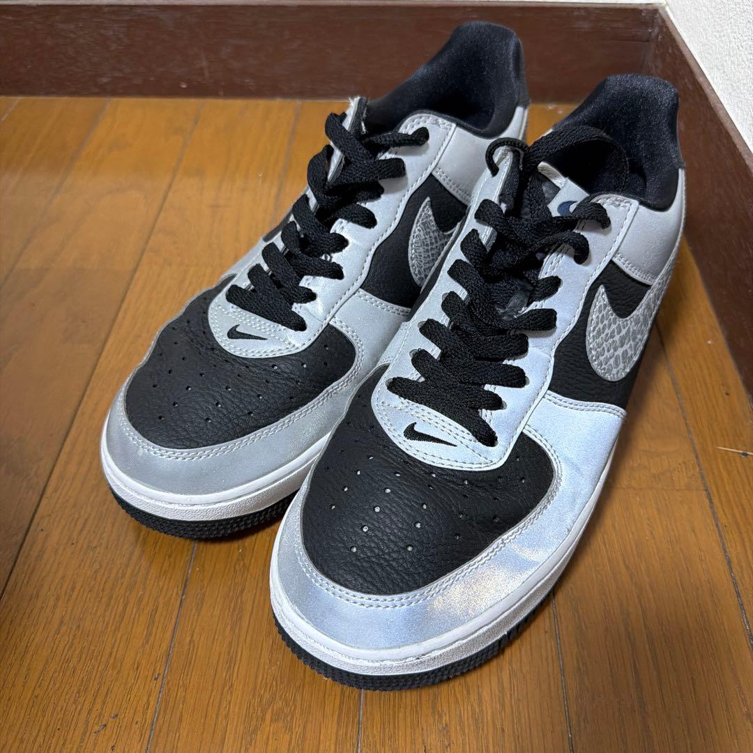 【モグモグ】美品！Nike Air Force 1 シルバースネーク