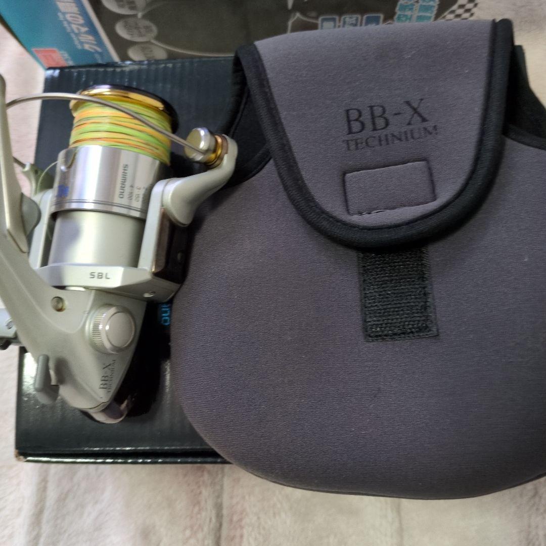 BB-X TECHNIUM 3000 II スピニングリール 専用ケース付き