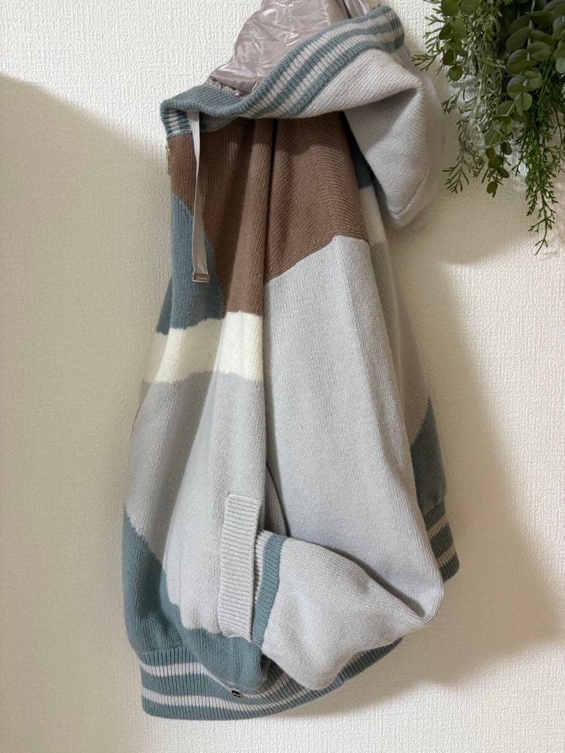 HERNO ヘルノリゾート　ニットパーカー　48サイズ　幾何学♡