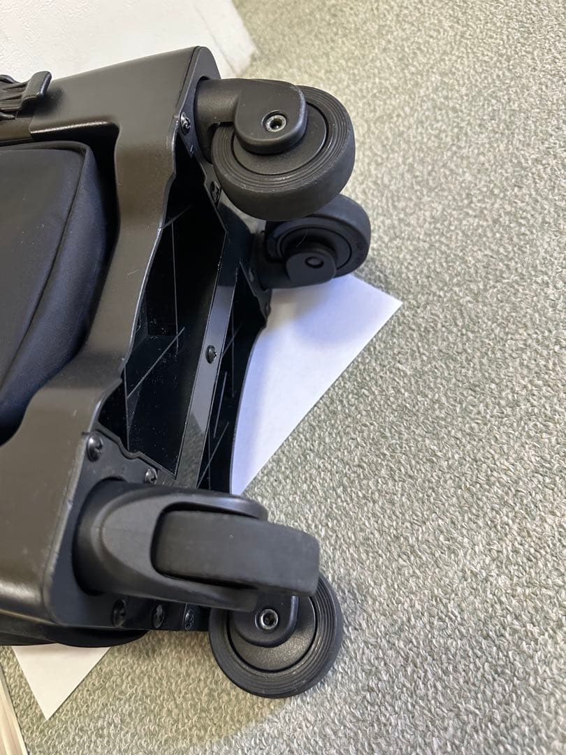 スワニー　キャスターバッグ