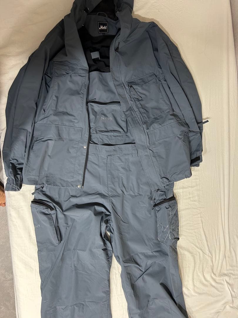 【最終値下げ】MAHF SUPPLY スノボウェアセットアップ 上2枚下1枚