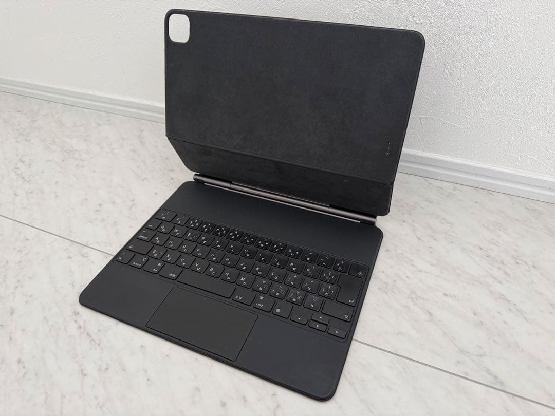 Apple Magic Keyboard 12.9インチ