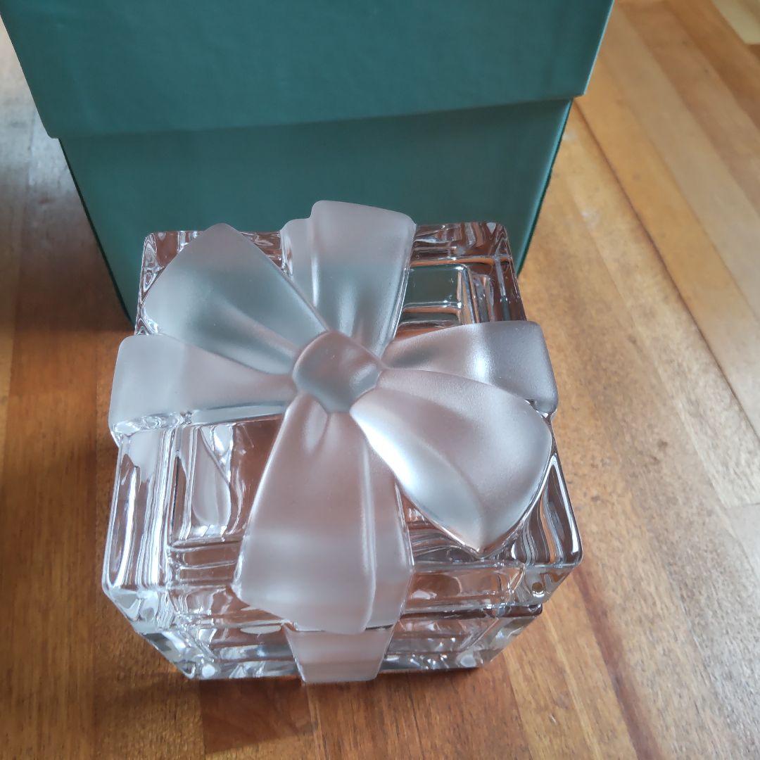 TIFFANY & Co. クリスタルボウボックス美品ティファニーガラス小物入れ