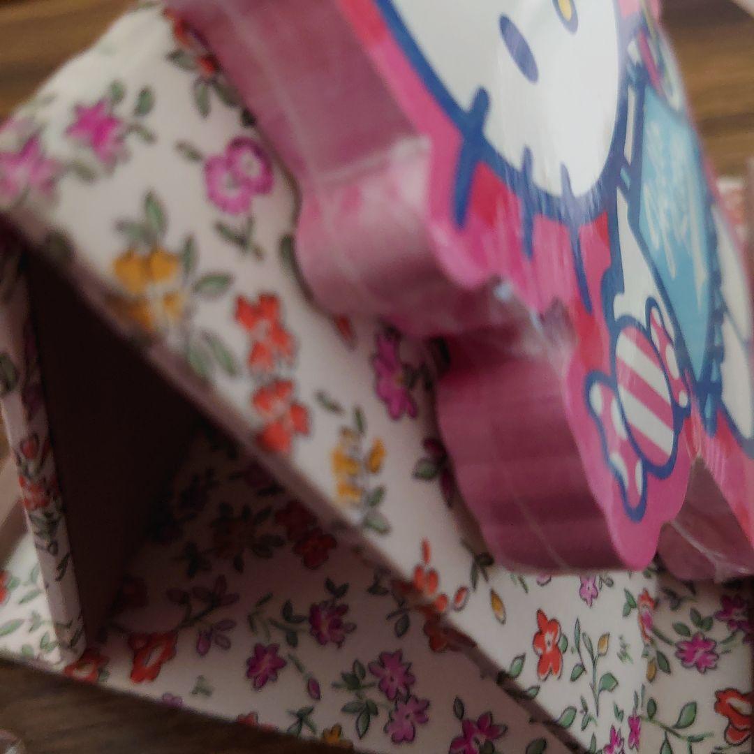 m*n様 新品‪♡海外限定 ハローキティ キャンディダイカットメモ